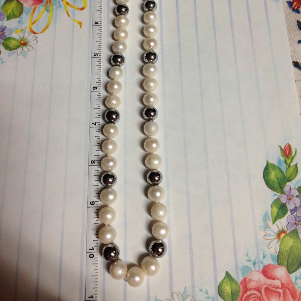 Gemma C. New Your Freshwater Pearl Necklace - Picture 7 of 8
